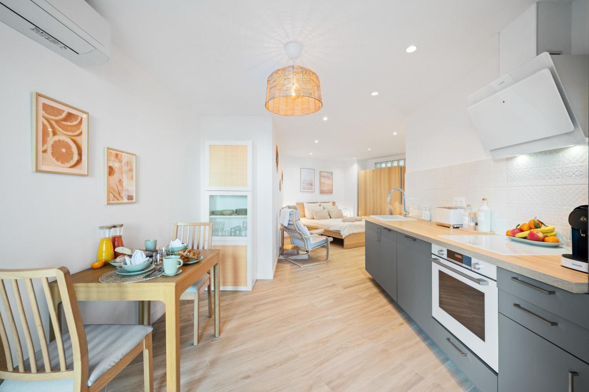 Appartement Bord De Mer « La Petite Ma-Line » Cagnes-sur-Mer Dış mekan fotoğraf